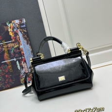 D&G Handle Bags